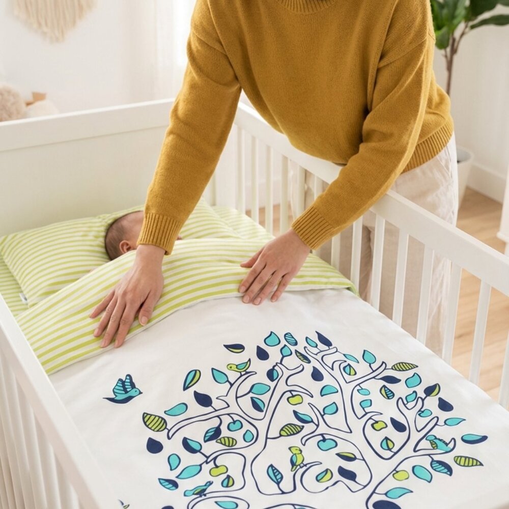 KIDS BEDDING ORGANIC COTTON APPLETREE  CRIB SHEET